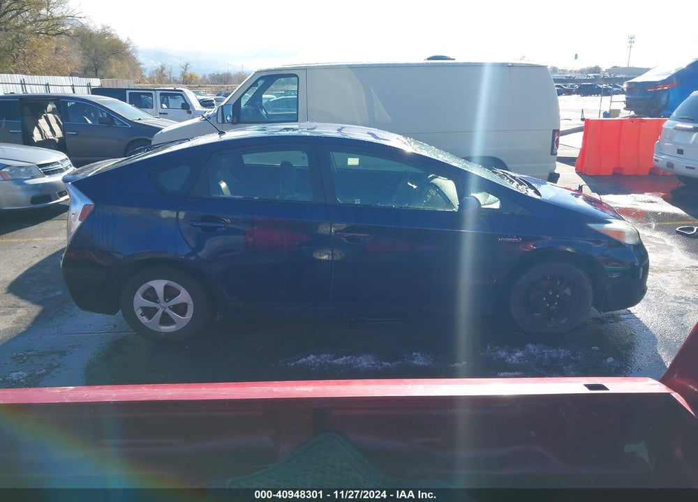 2013 TOYOTA PRIUS TWO VIN: JTDKN3DUXD1635252