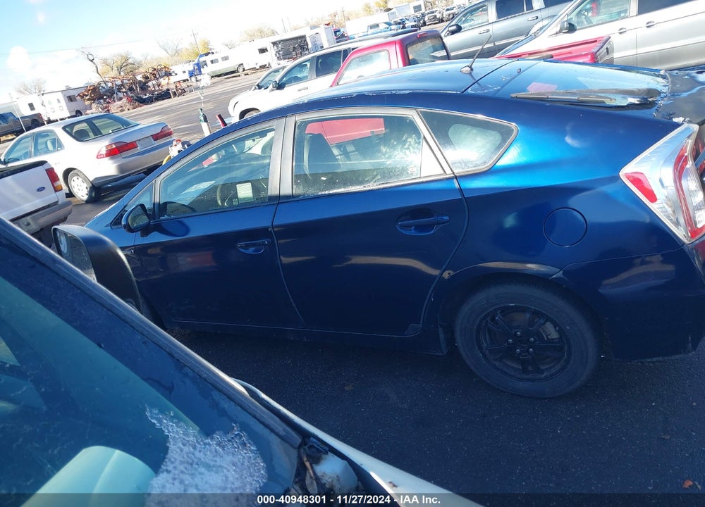 2013 TOYOTA PRIUS TWO VIN: JTDKN3DUXD1635252