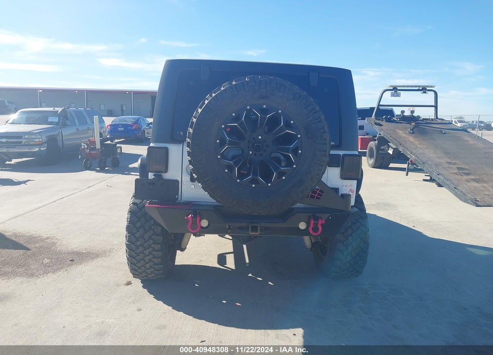 2017 JEEP WRANGLER UNLIMITED SPORT 4X4 VIN: 1C4BJWDG9HL739300