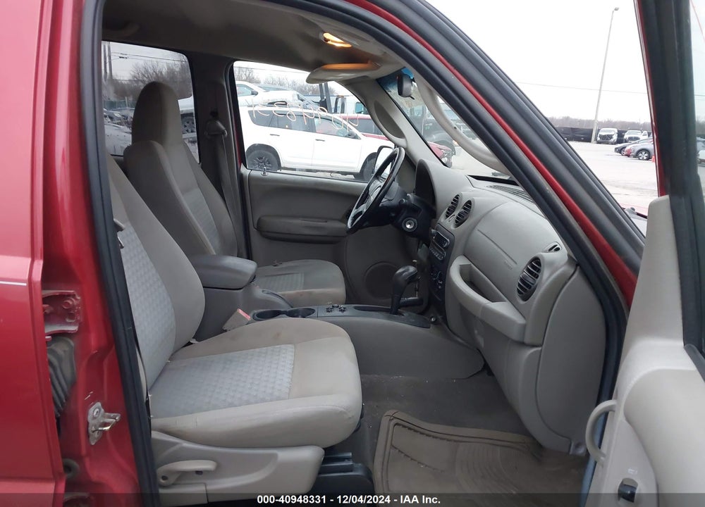 2005 JEEP LIBERTY SPORT VIN: 1J4GL48K15W652756