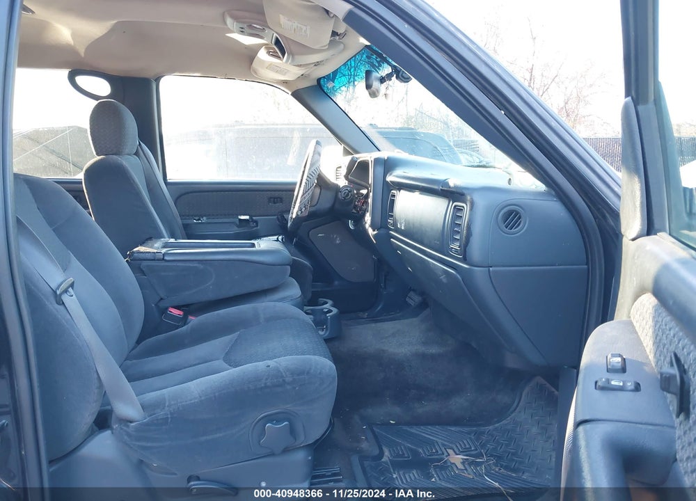 2002 CHEVROLET AVALANCHE 1500 VIN: 3GNEK13T42G137413