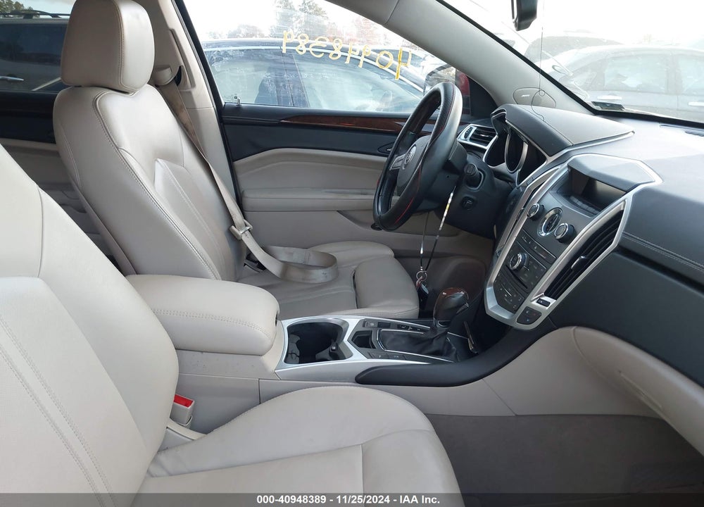 2011 CADILLAC SRX LUXURY COLLECTION VIN: 3GYFNAEY1BS637162