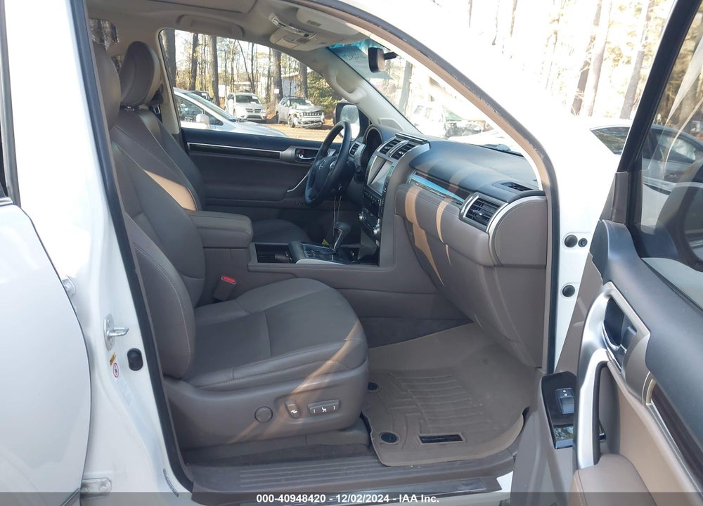 2016 LEXUS GX 460 VIN: JTJBM7FX1G5122838