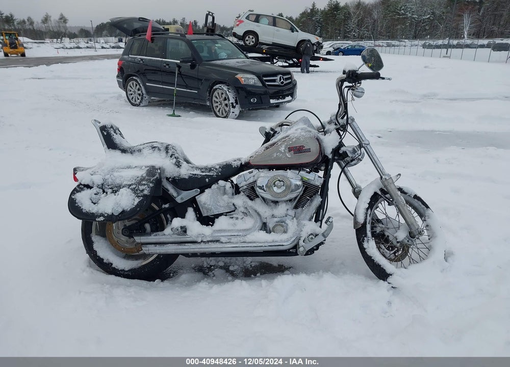 2007 HARLEY-DAVIDSON FXST CUSTOM VIN: 1HD1JL5117Y028081