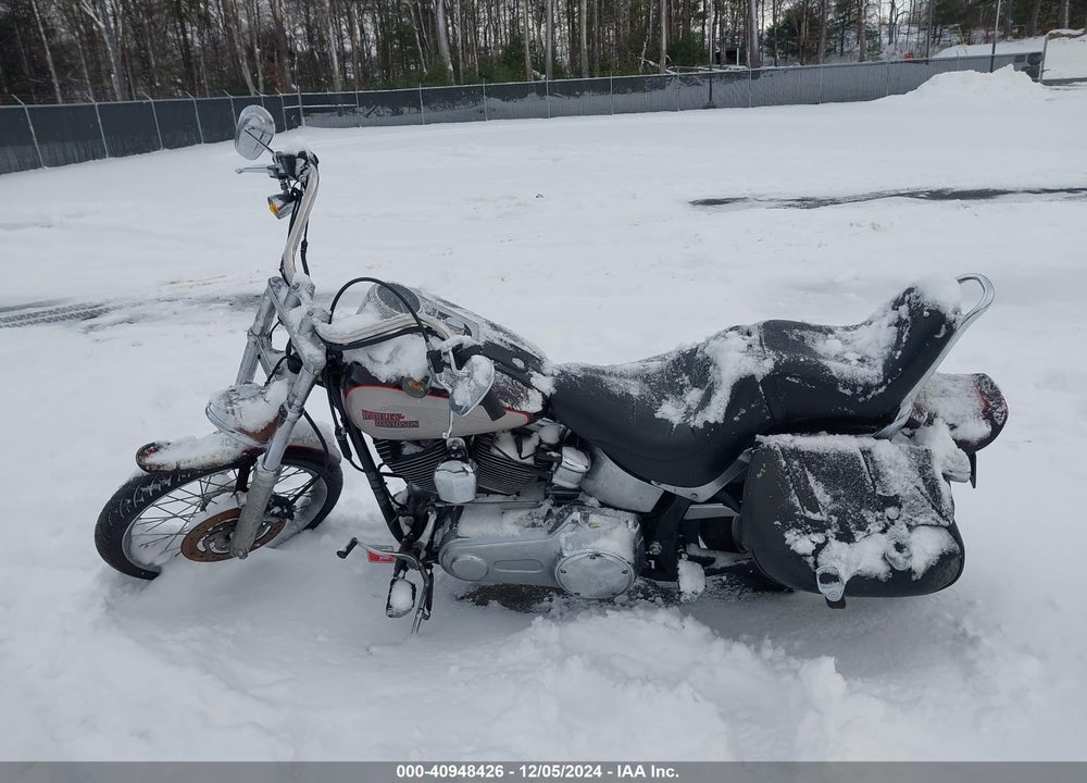 2007 HARLEY-DAVIDSON FXST CUSTOM VIN: 1HD1JL5117Y028081