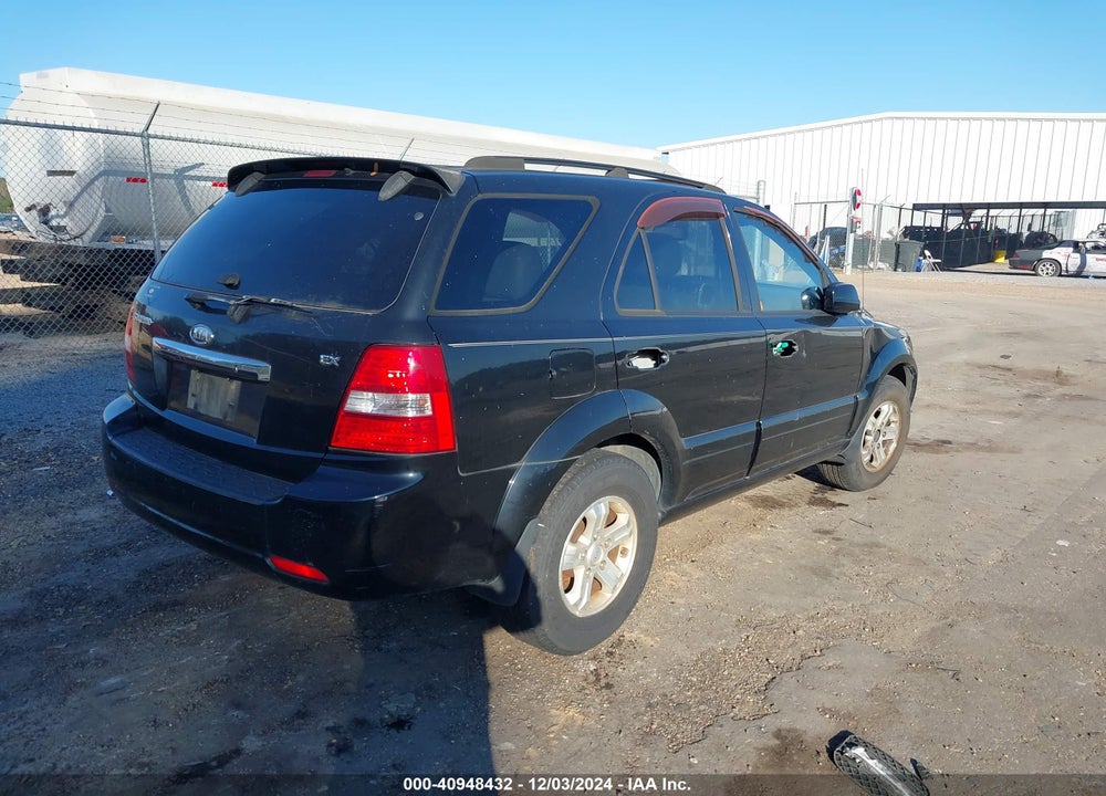 2008 KIA SORENTO EX VIN: KNDJD736385800422