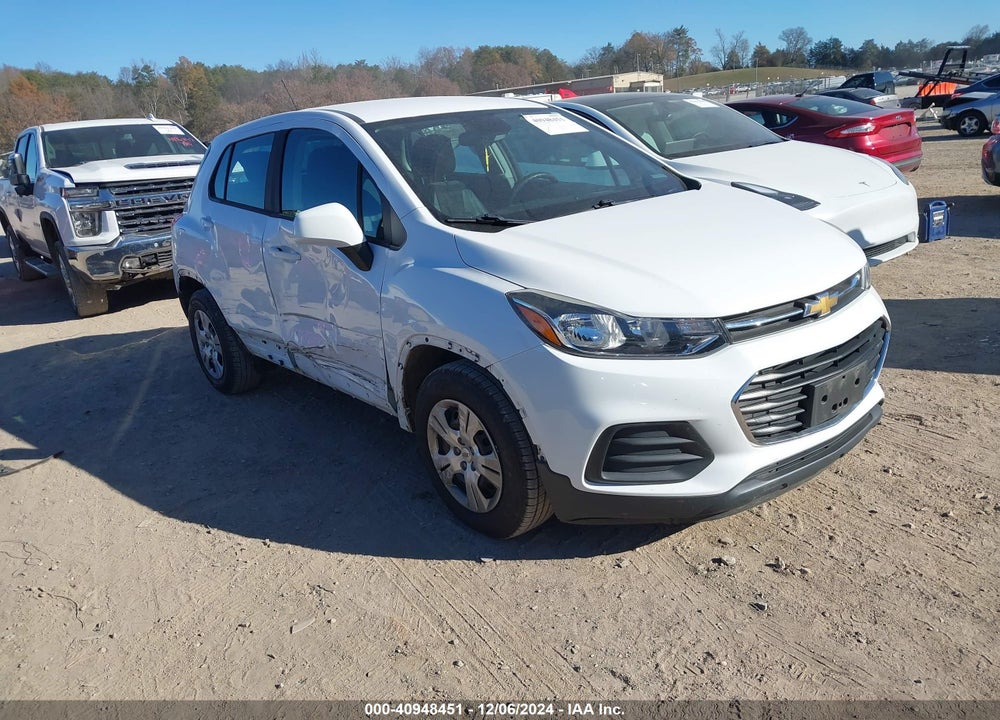 2017 CHEVROLET TRAX LS VIN: 3GNCJKSB2HL257221