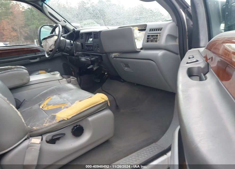 2003 FORD F-250 LARIAT/XL/XLT VIN: 1FTNX21P13ED22100
