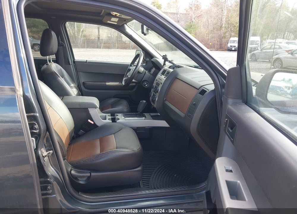 2008 FORD ESCAPE XLT VIN: 1FMCU93138KB84100