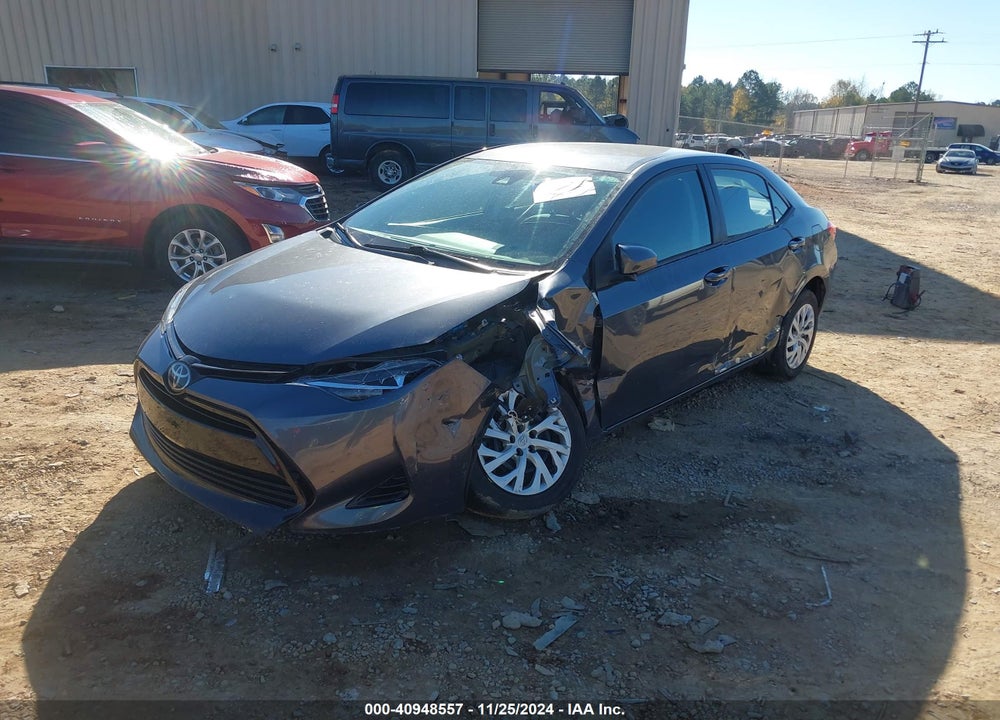 2018 TOYOTA COROLLA LE VIN: 5YFBURHE3JP855963