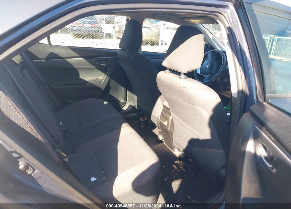 2018 TOYOTA COROLLA LE VIN: 5YFBURHE3JP855963