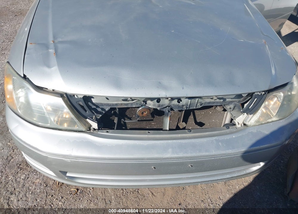 2002 TOYOTA AVALON XL VIN: 4T1BF28B62U223062