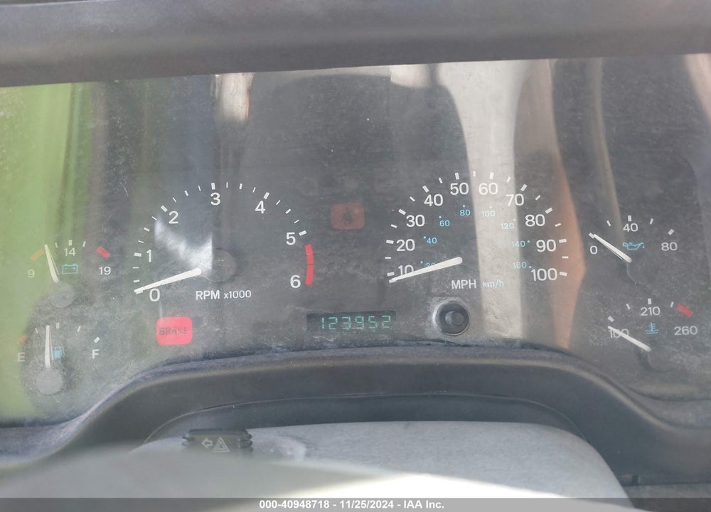 2000 JEEP WRANGLER SE VIN: 1J4FA29P9YP750867