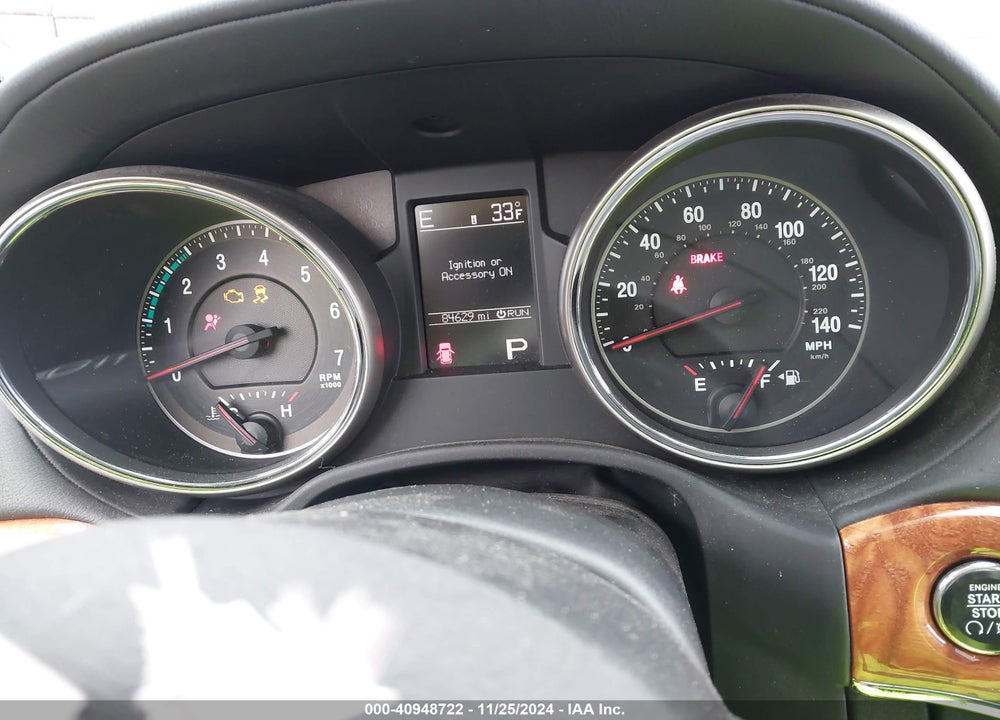 2011 JEEP GRAND CHEROKEE OVERLAND VIN: 1J4RR6GT5BC583970