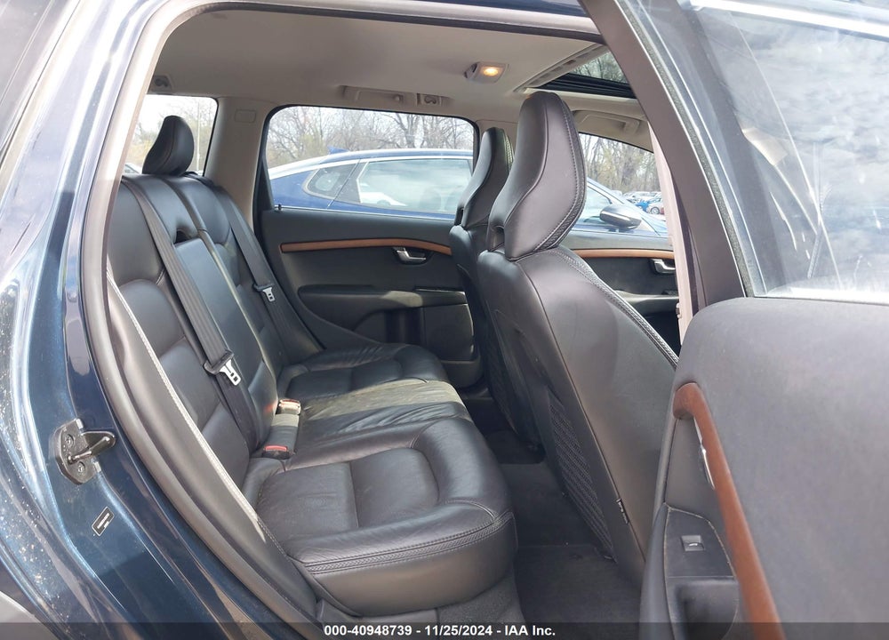 2010 VOLVO XC70 3.2 VIN: YV4960BZ0A1082709