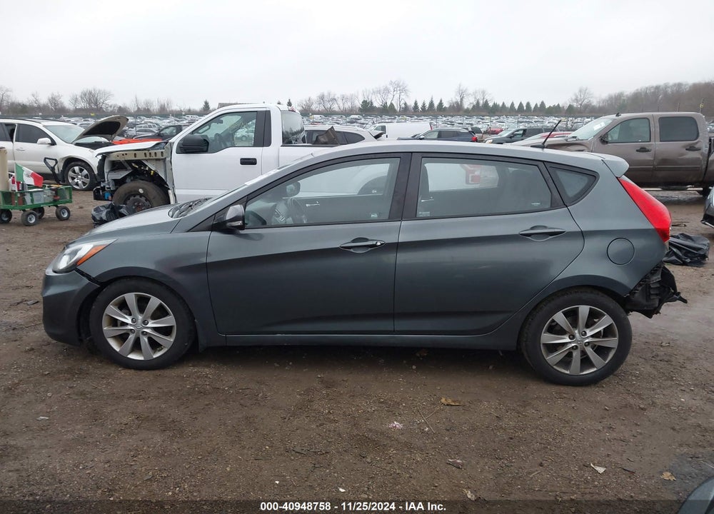 2013 HYUNDAI ACCENT SE VIN: KMHCU5AE3DU088321