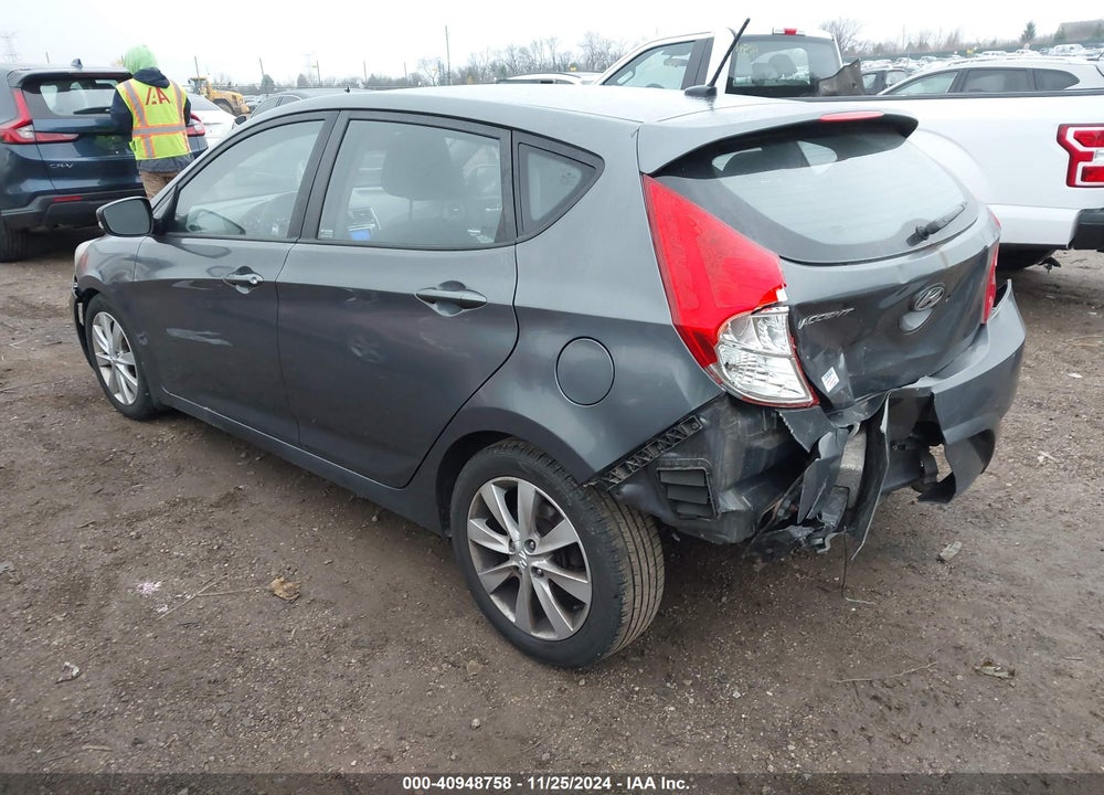 2013 HYUNDAI ACCENT SE VIN: KMHCU5AE3DU088321