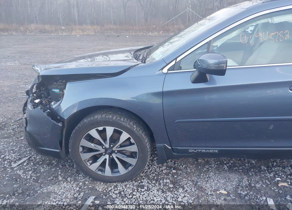 2017 SUBARU OUTBACK 3.6R LIMITED VIN: 4S4BSENCXH3357355