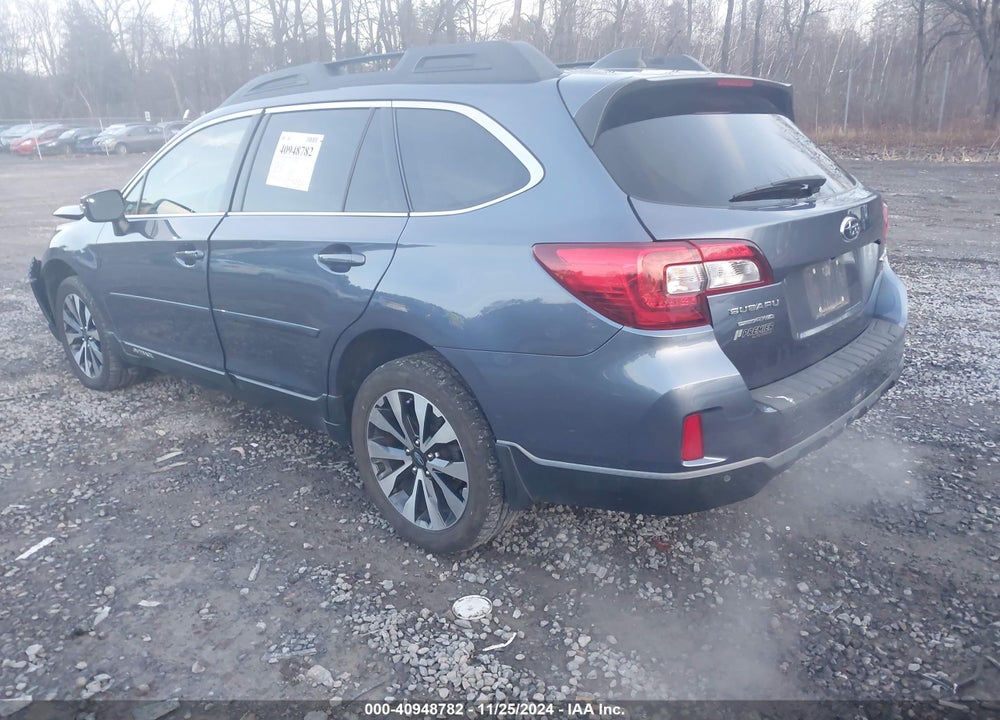 2017 SUBARU OUTBACK 3.6R LIMITED VIN: 4S4BSENCXH3357355
