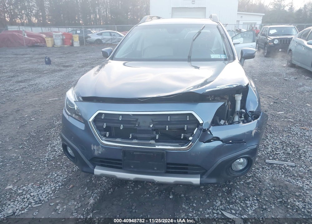 2017 SUBARU OUTBACK 3.6R LIMITED VIN: 4S4BSENCXH3357355