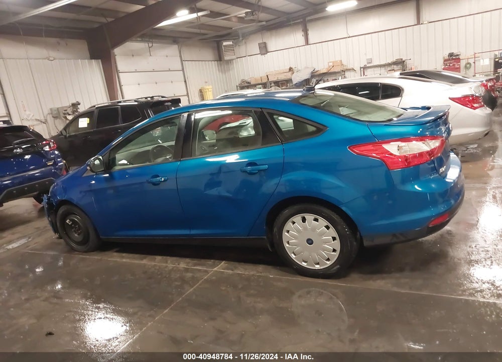 2013 FORD FOCUS SE VIN: 1FADP3F27DL364210