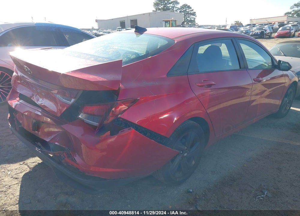 2022 HYUNDAI ELANTRA VIN: 5NPLM4AG4NH063942