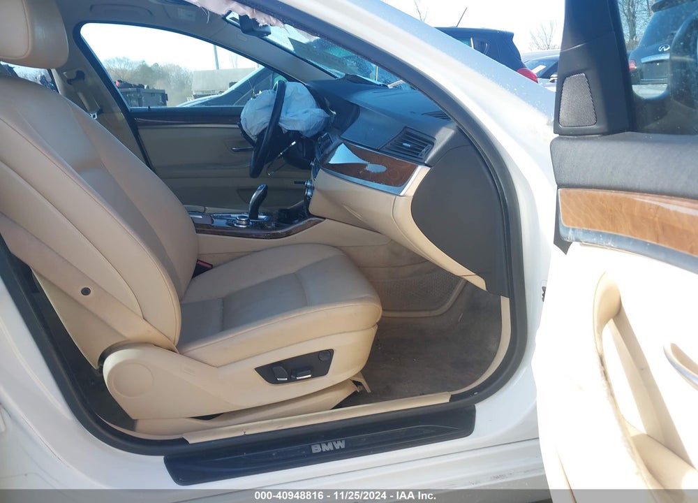 2012 BMW 528I XDRIVE VIN: WBAXH5C58CDW10024