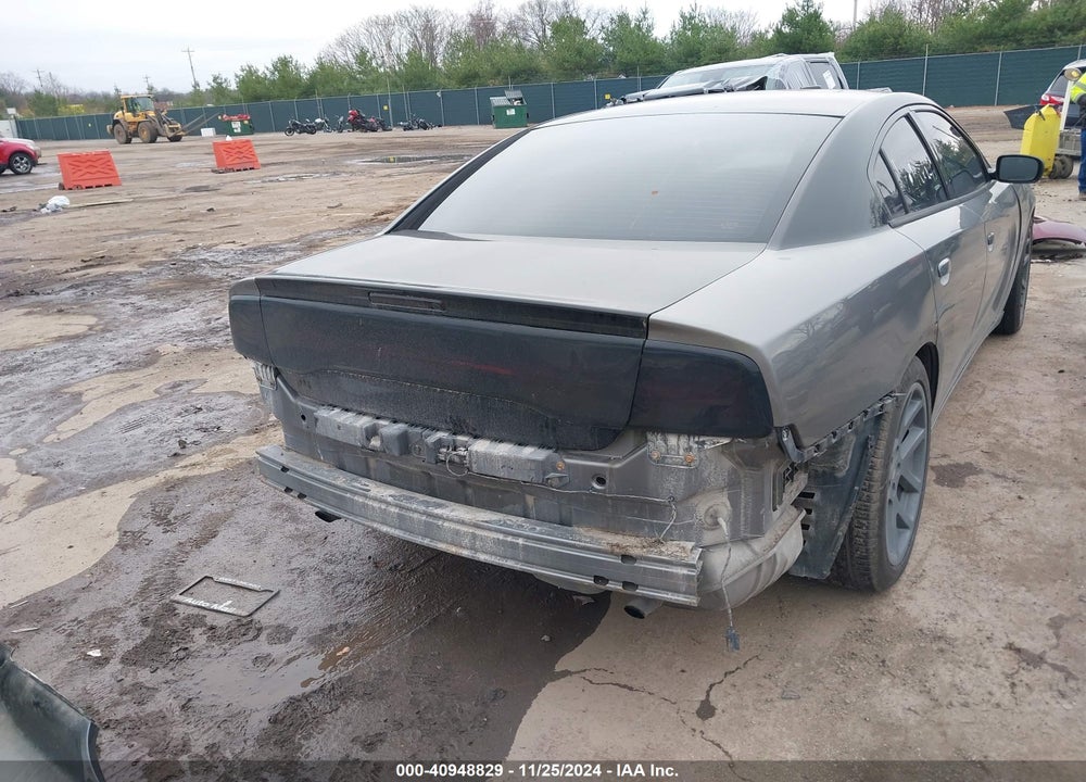 2011 DODGE CHARGER VIN: 2B3CL3CG3BH576938