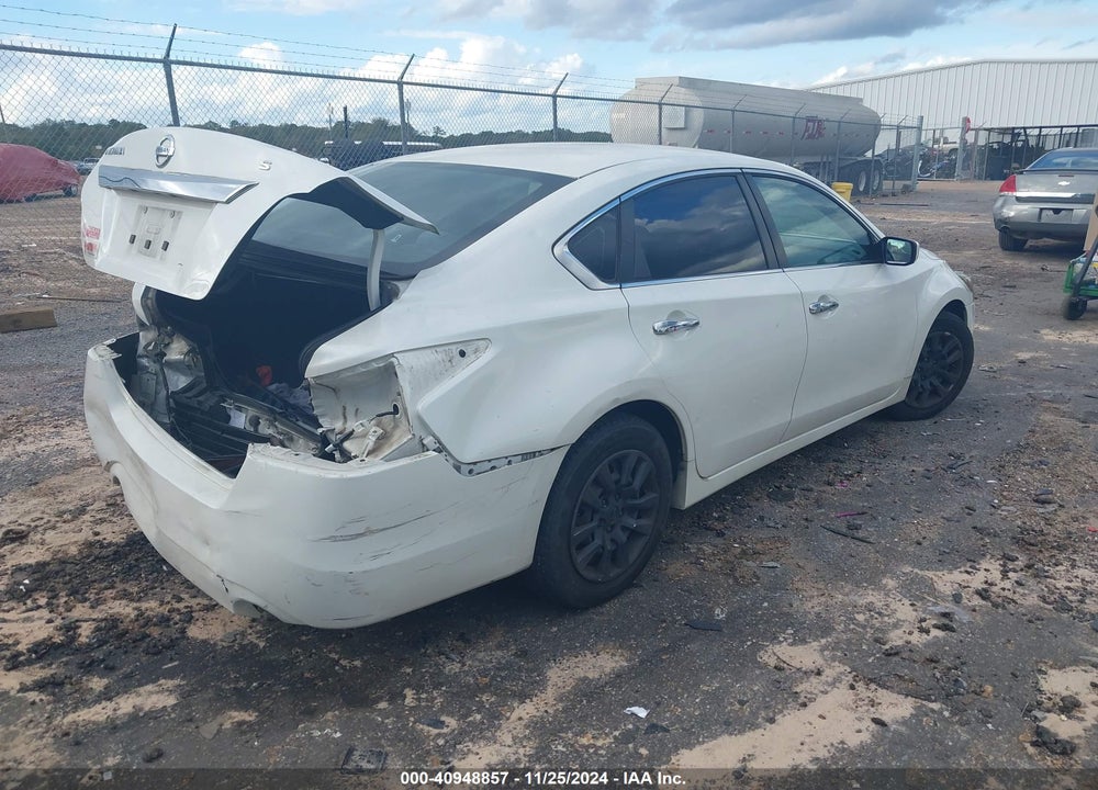 2015 NISSAN ALTIMA VIN: 1N4AL3AP3FC243937