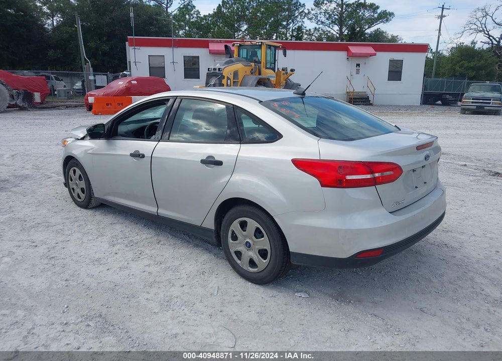 2018 FORD FOCUS S VIN: 1FADP3E28JL220839