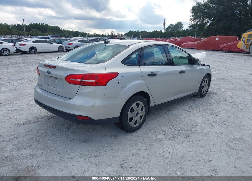 2018 FORD FOCUS S VIN: 1FADP3E28JL220839