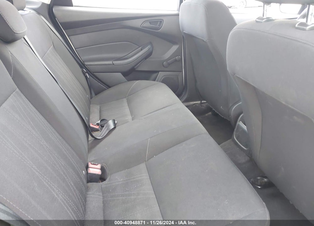2018 FORD FOCUS S VIN: 1FADP3E28JL220839