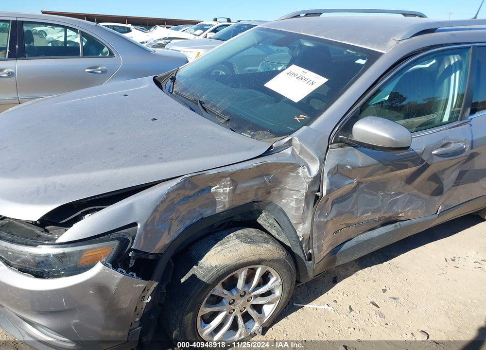 2019 JEEP CHEROKEE LATITUDE VIN: 1C4PJLCB9KD365900