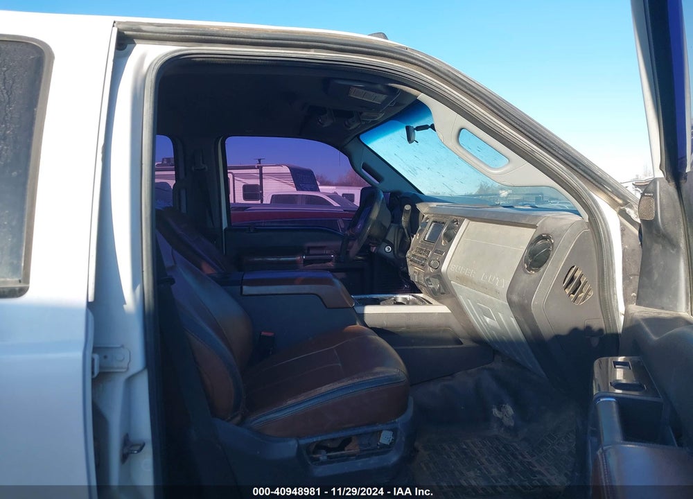 2011 FORD F-350 XL VIN: 1FT8W3DT8BEB38611