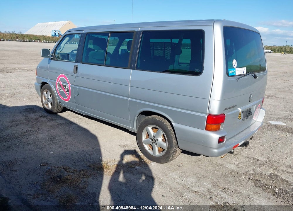 2002 VOLKSWAGEN EUROVAN GLS VIN: WV2KB47062H023580