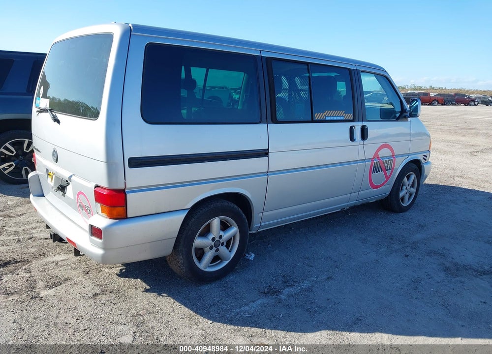 2002 VOLKSWAGEN EUROVAN GLS VIN: WV2KB47062H023580