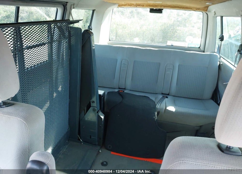 2002 VOLKSWAGEN EUROVAN GLS VIN: WV2KB47062H023580