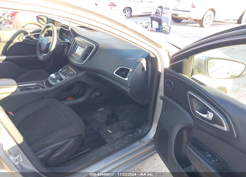 2015 CHRYSLER 200 LIMITED VIN: 1C3CCCAB1FN528426