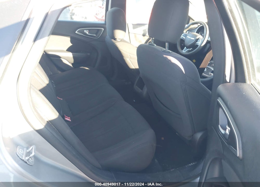 2015 CHRYSLER 200 LIMITED VIN: 1C3CCCAB1FN528426