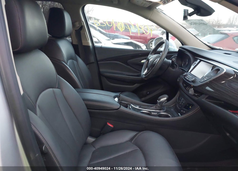 2018 BUICK ENVISION PREMIUM I VIN: LRBFX3SX9JD005157