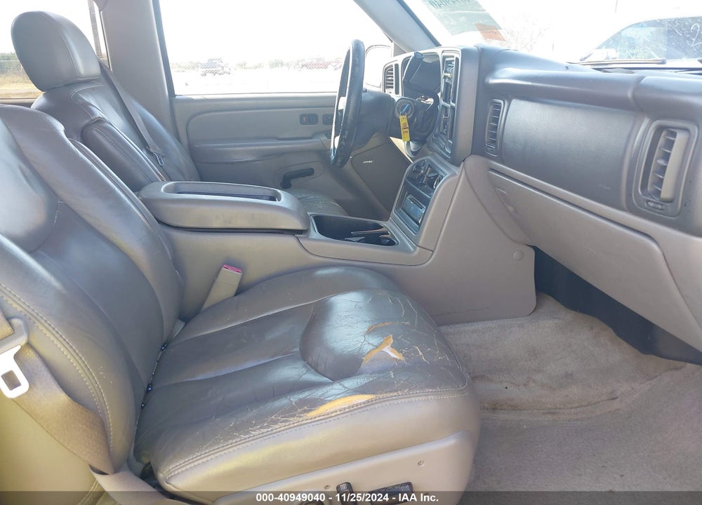 2005 CHEVROLET SUBURBAN 1500 Z71 VIN: 3GNEC16Z25G225975