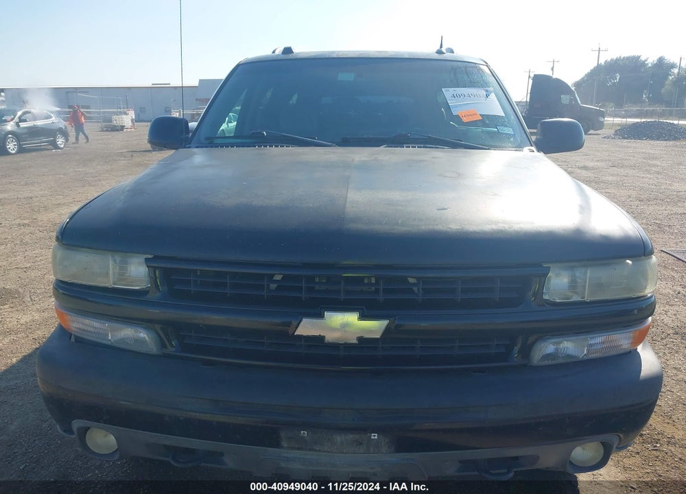 2005 CHEVROLET SUBURBAN 1500 Z71 VIN: 3GNEC16Z25G225975