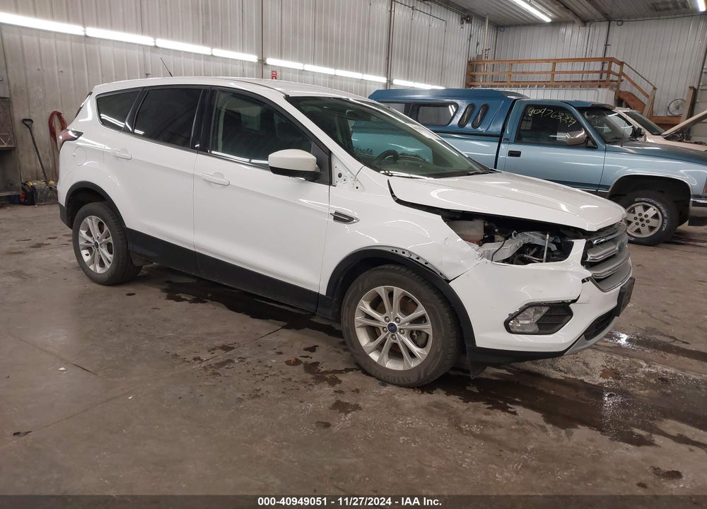 2017 FORD ESCAPE SE VIN: 1FMCU9GD4HUB05784