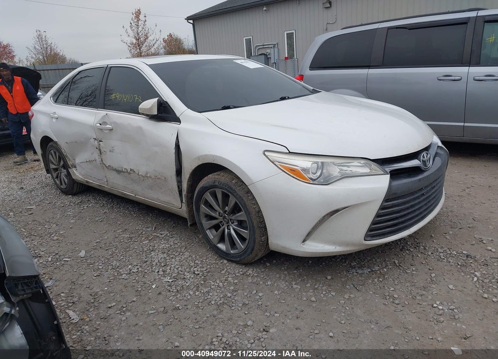 2015 TOYOTA CAMRY XLE VIN: 4T1BF1FK1FU972788