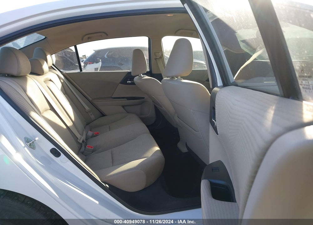 2017 HONDA ACCORD LX VIN: 1HGCR2F39HA148235