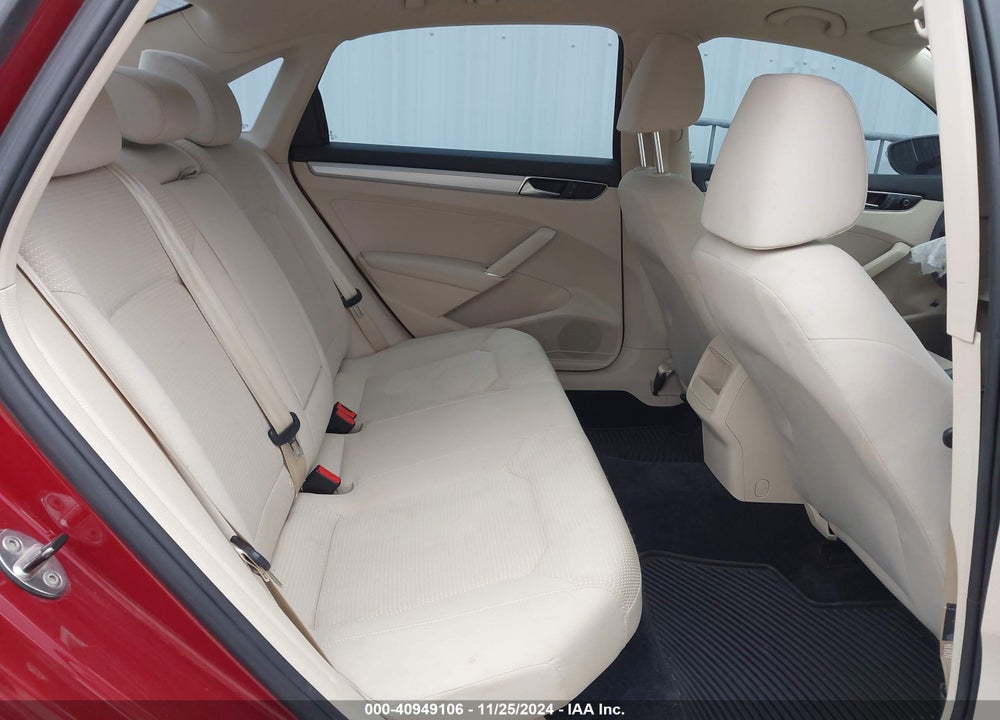 2017 VOLKSWAGEN PASSAT 1.8T S VIN: 1VWAT7A3XHC042423