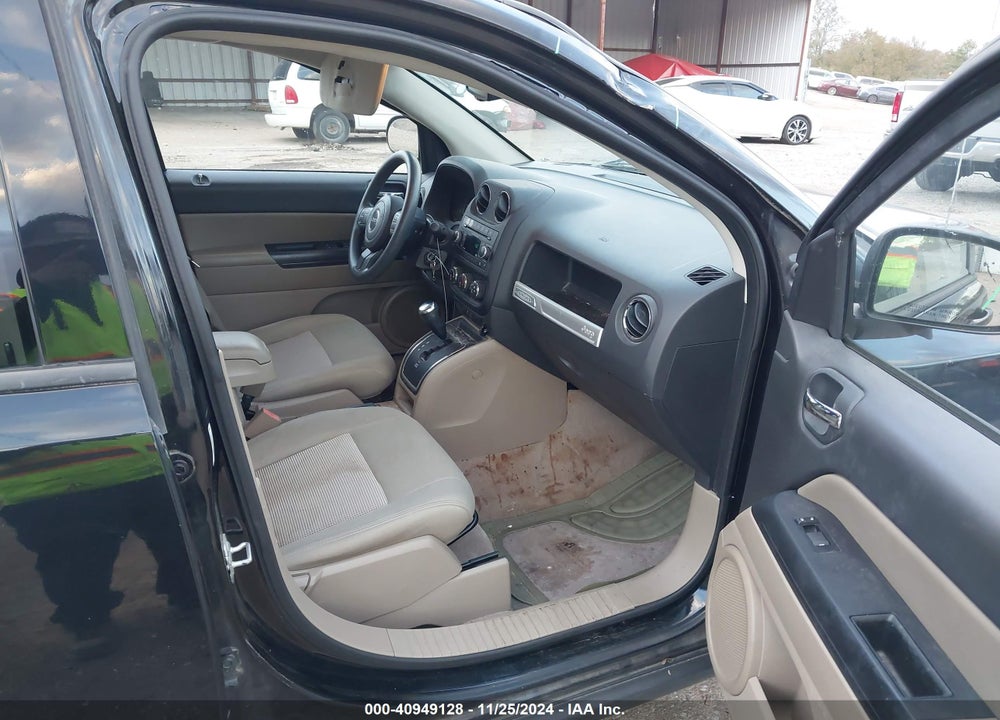 2014 JEEP COMPASS SPORT VIN: 1C4NJCBB6ED819419