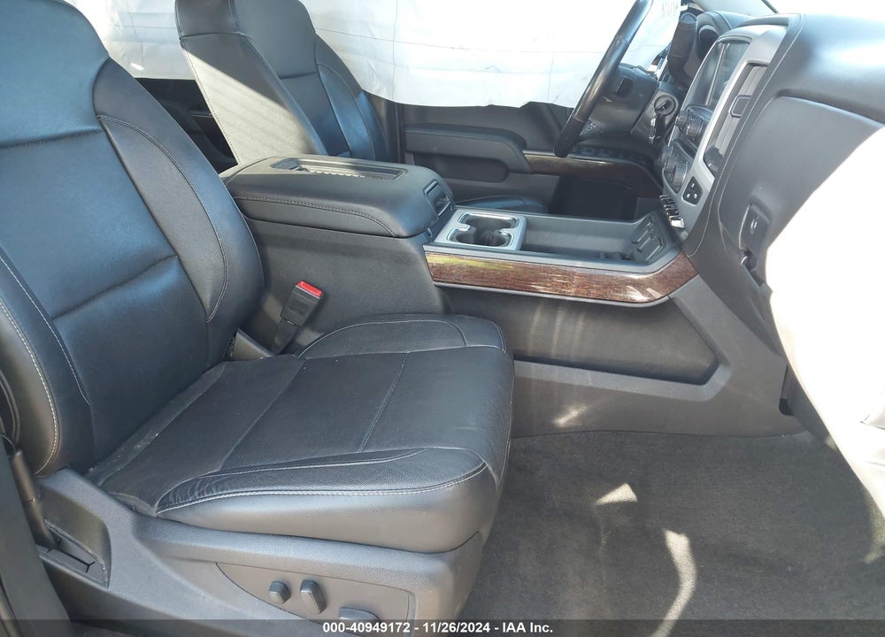 2018 GMC SIERRA 1500 SLT VIN: 3GTU2NEC3JG243326