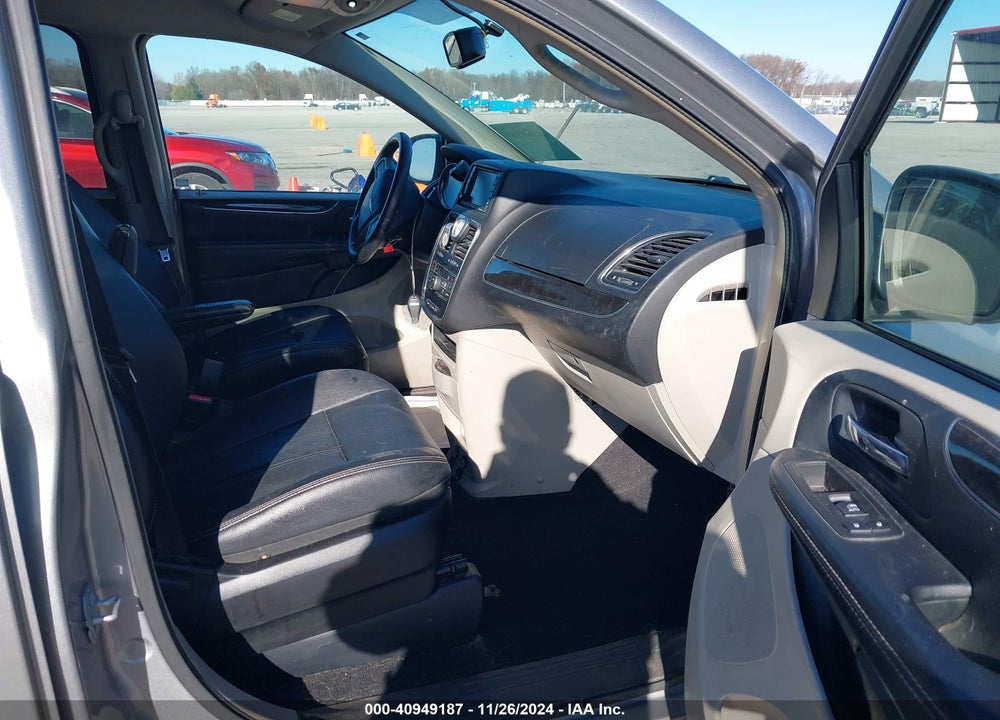 2016 CHRYSLER TOWN & COUNTRY TOURING VIN: 2C4RC1BG5GR279749