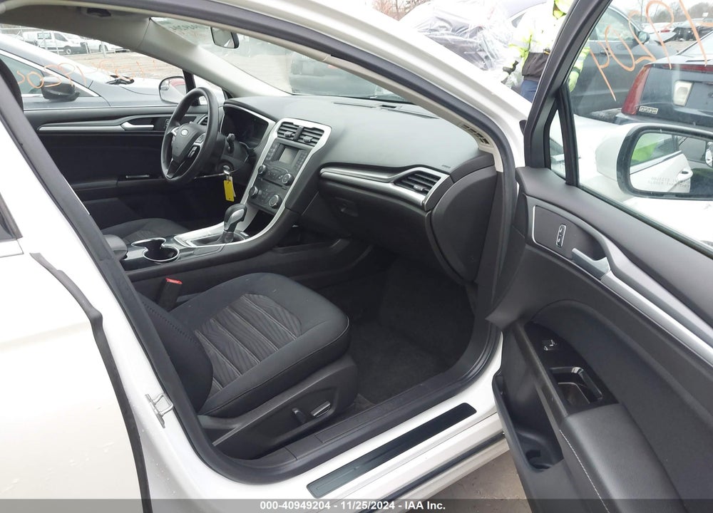 2016 FORD FUSION SE VIN: 1FA6P0H71G5126409